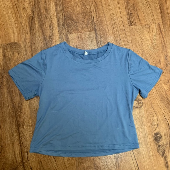 3 shirt bundle - Picture 7 of 9